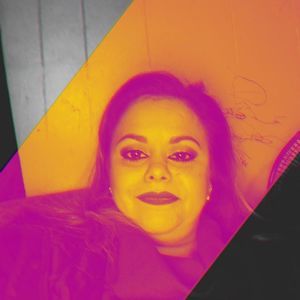 Meet your Posher, Beatriz